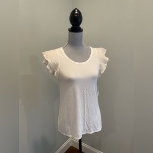 Stella and Dot - cream top with ruffled short sleeves - Size Small